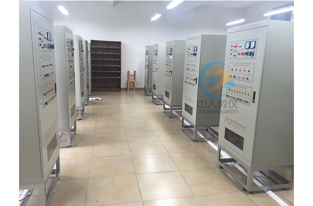 电工尝试台(图1) 电工尝试台(图1)